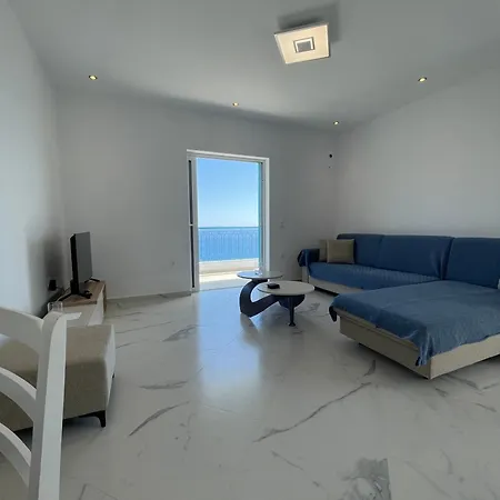 Apartment Endless Blue *