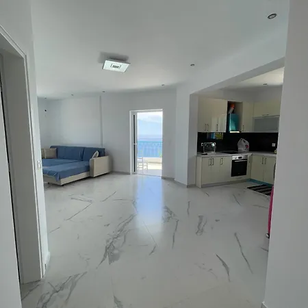 Apartment Endless Blue