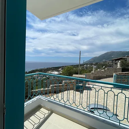 Apartment Endless Blue